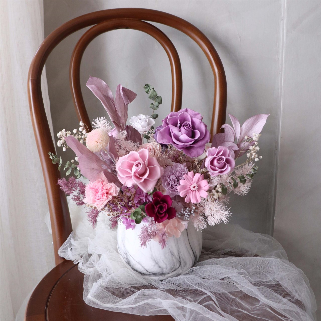 紫粉色永生桌花