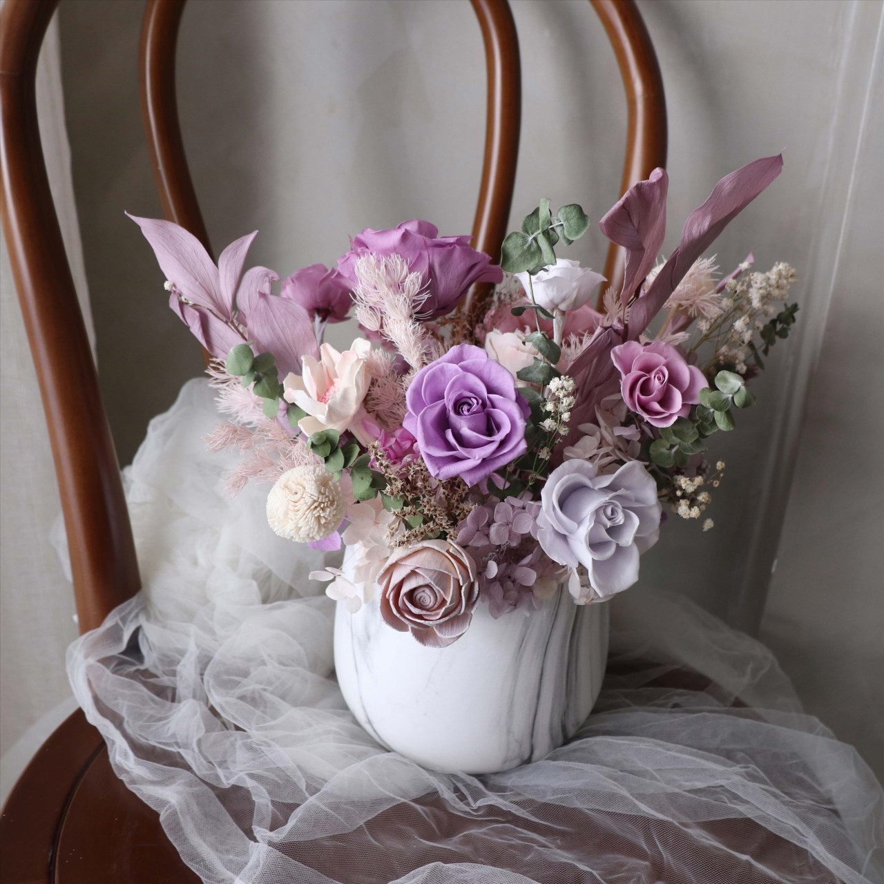 紫粉色永生桌花