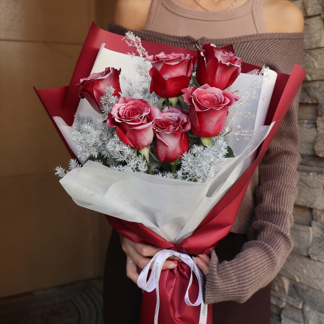 聖誕限定落雪紅玫瑰鮮花束