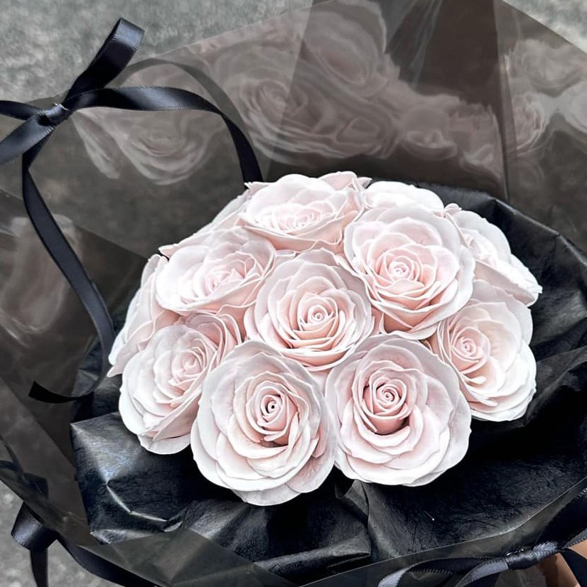 芭蕾風曼塔玫瑰香皂花束