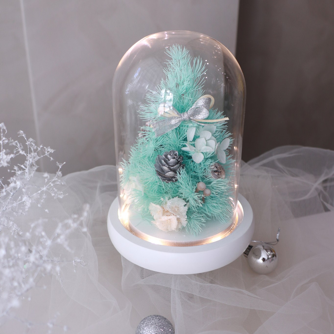 薄荷綠永生聖誕樹玻璃罩夜燈