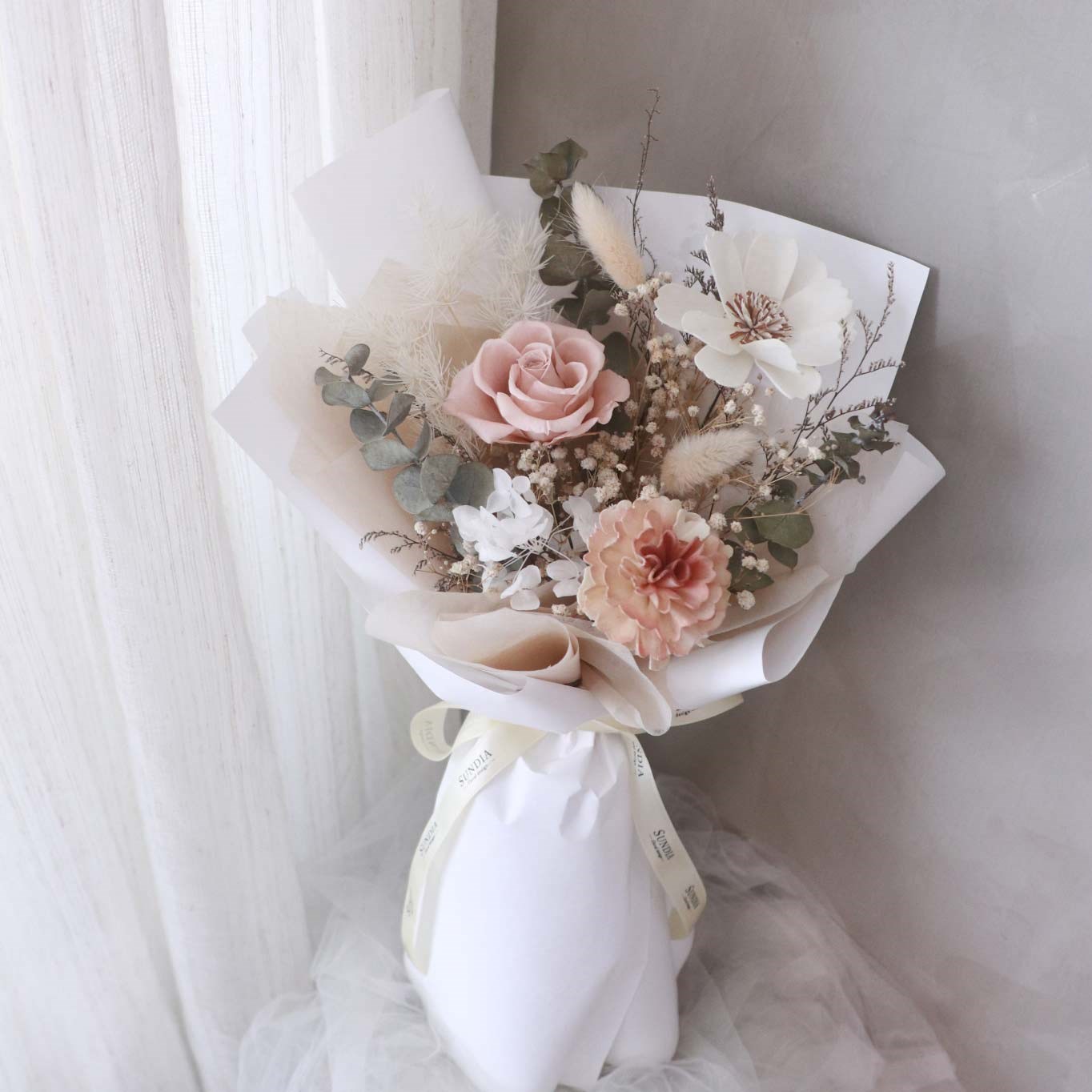 奶杏溫柔系永生花束