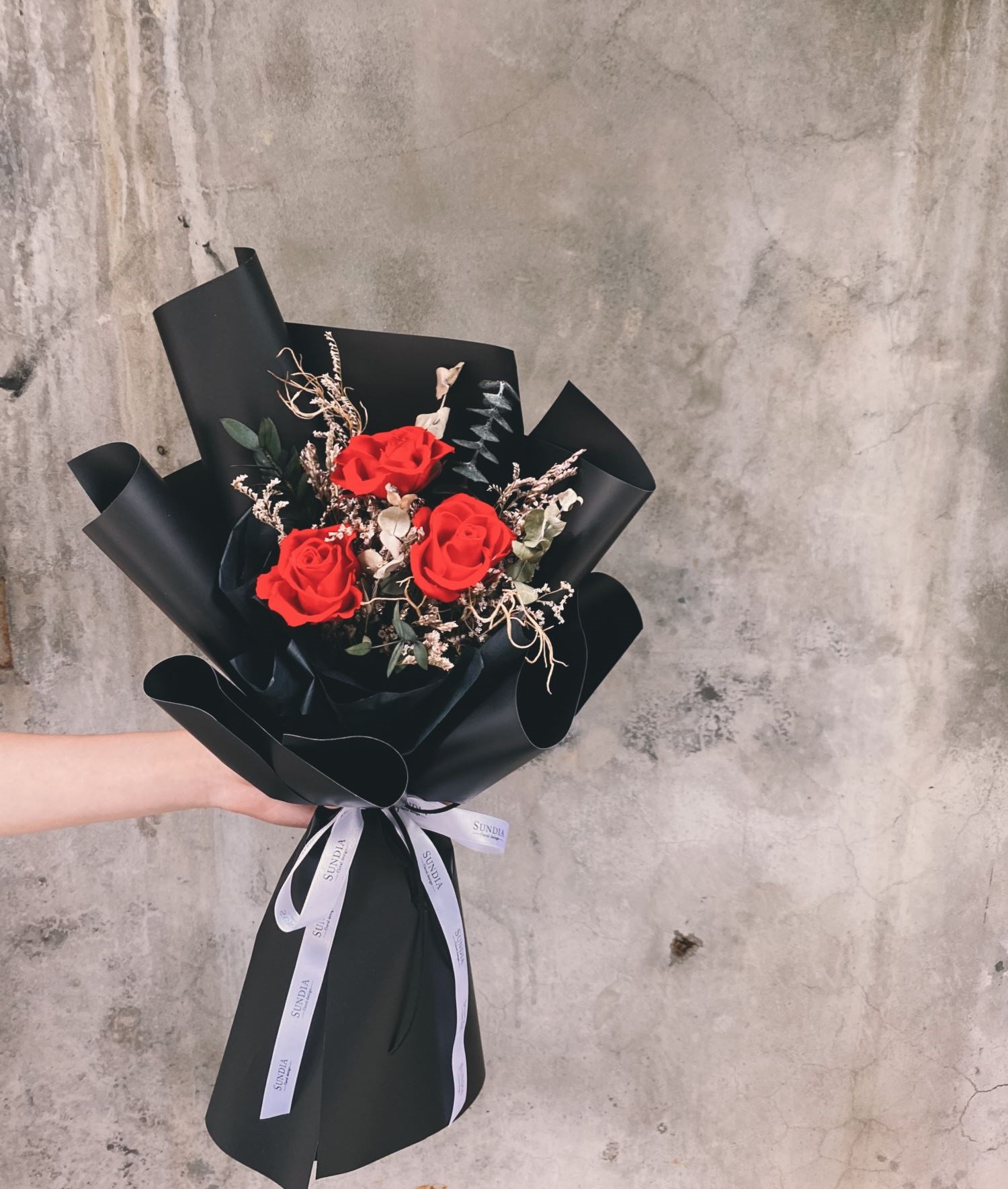 經典紅玫瑰永生花束